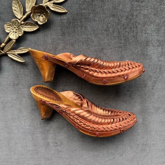 Bridget Shuster copper metallic abba clogs mules - Picture 2 of 4